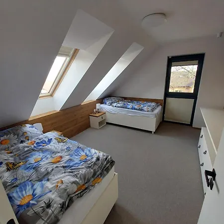 Modern Mountain - High Tatras - Sleeps 6 *